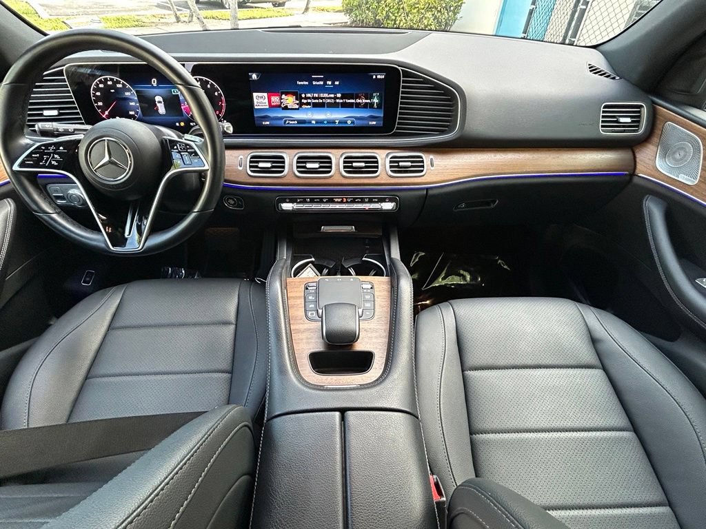 Used 2025 Mercedes-Benz GLE 350 4MATIC image 10