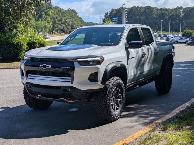 New 2026 Chevrolet Colorado ZR2 w/ Technology Package AWD/4WD image 5