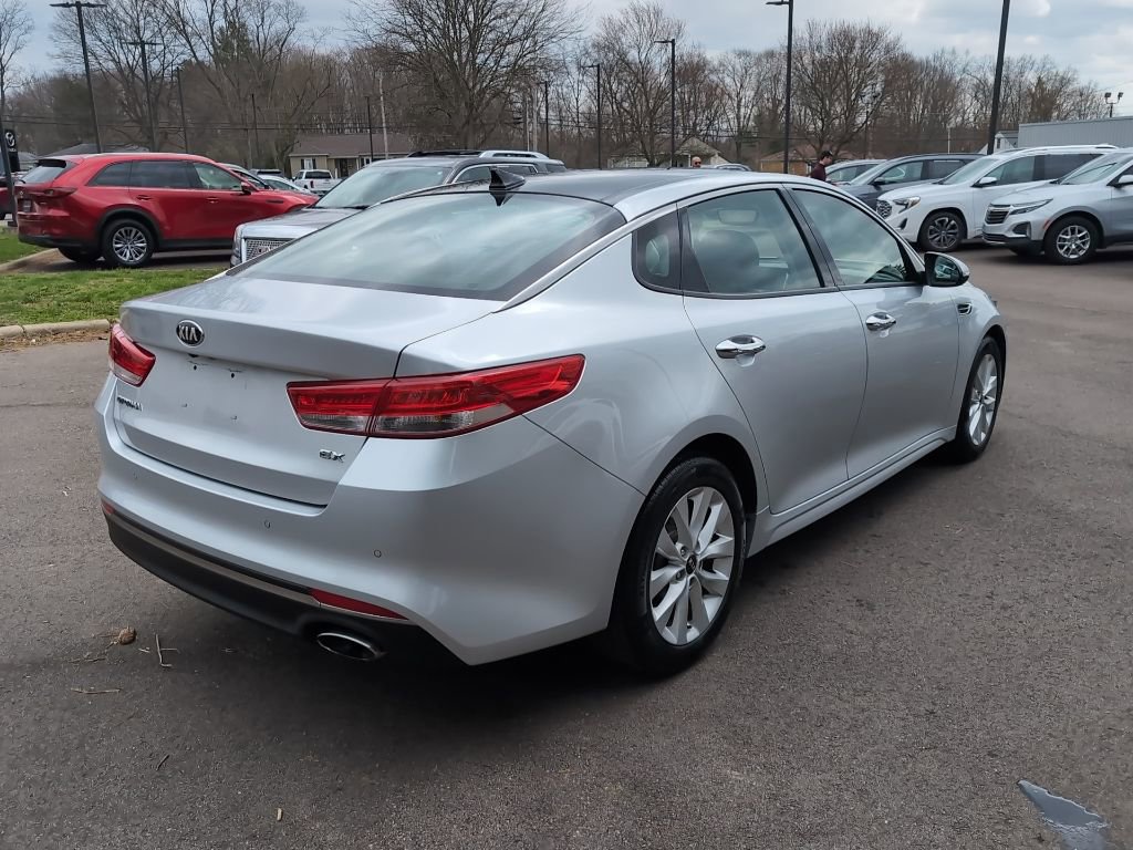 Used 2018 Kia Optima EX w/ Premium Package FWD image 5