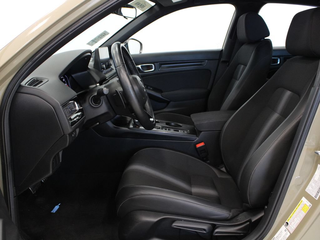 Used 2025 Honda Civic Sport image 10