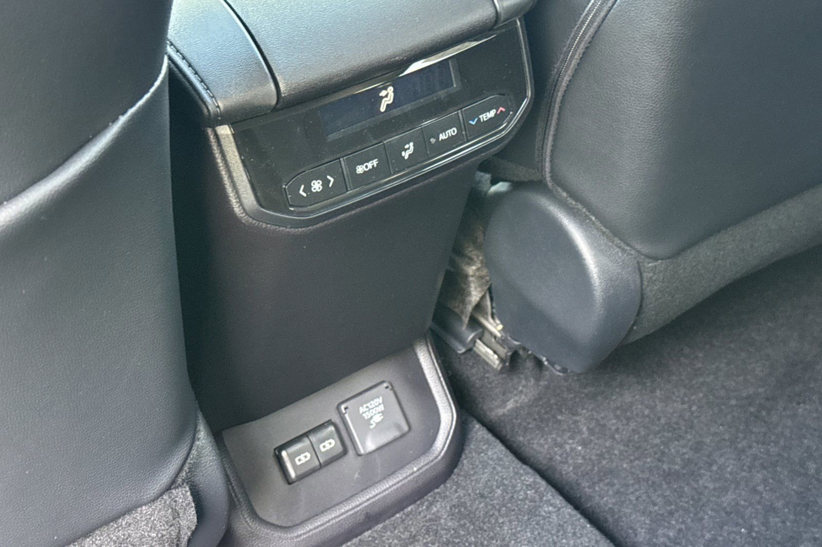 New 2026 Toyota Highlander Limited image 14