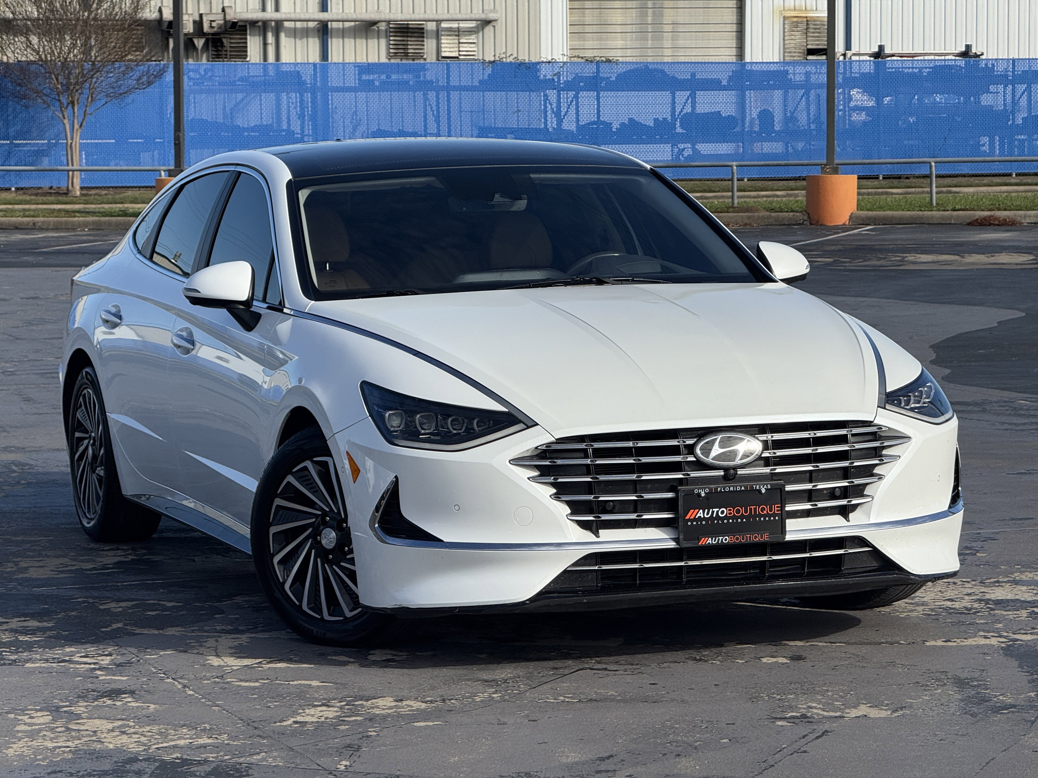 Used 2022 Hyundai Sonata Limited image 3