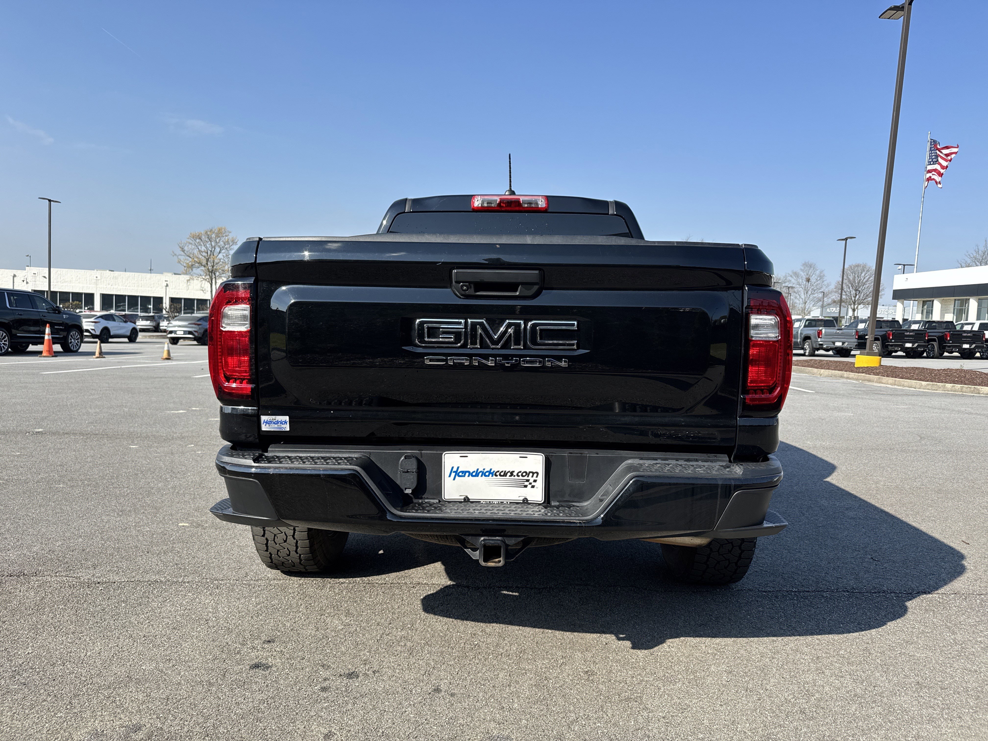 Used 2024 GMC Canyon Elevation w/ Trailering Package image 9