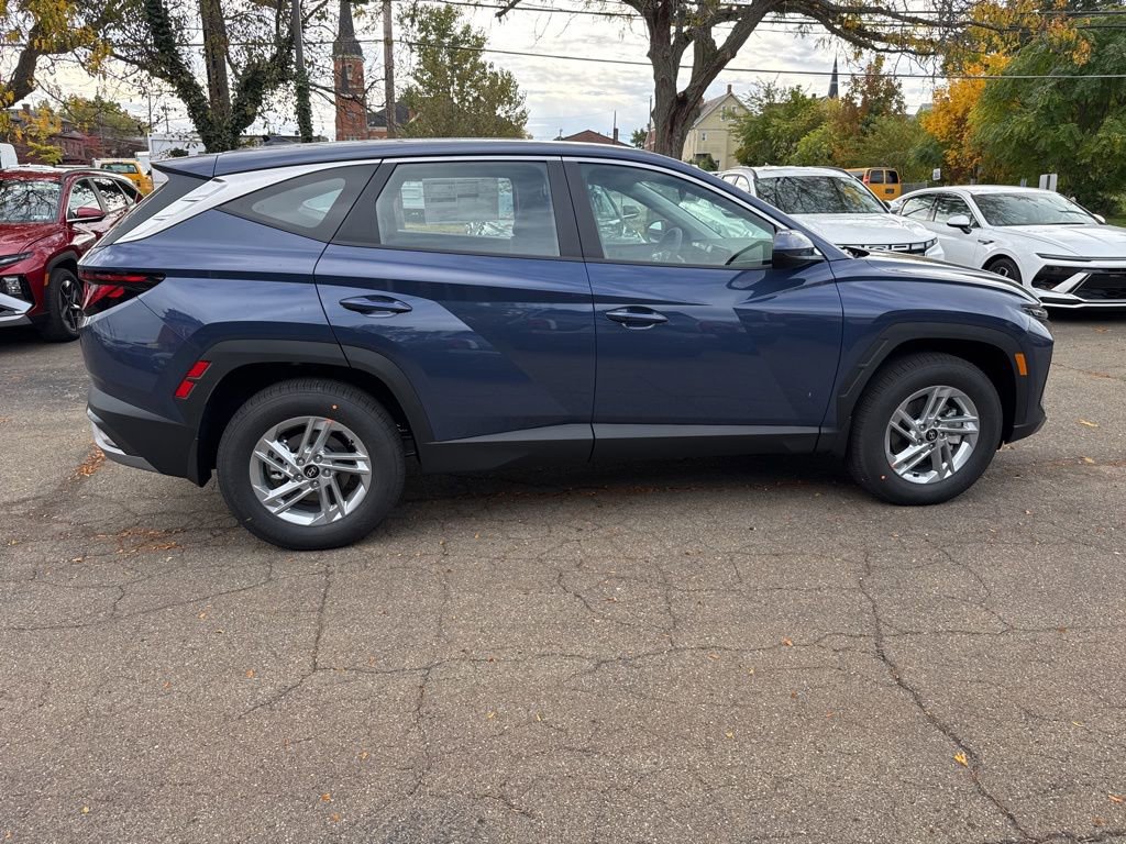 New 2026 Hyundai Tucson SE image 8