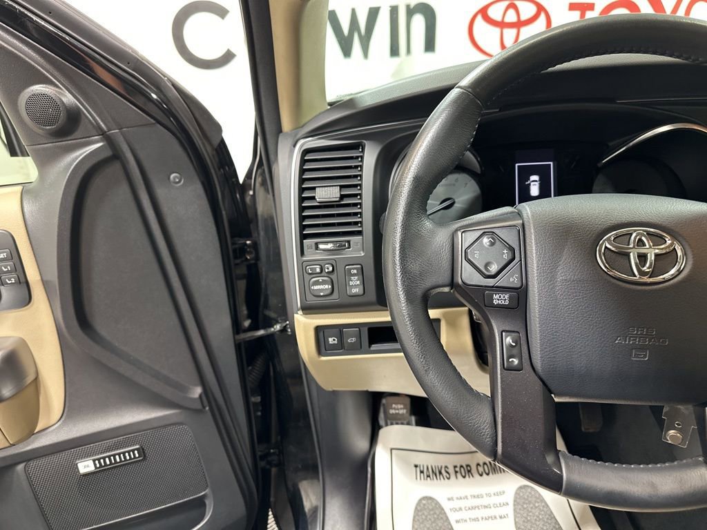 Used 2019 Toyota Sequoia Limited w/ Safety & Convenience Package image 26