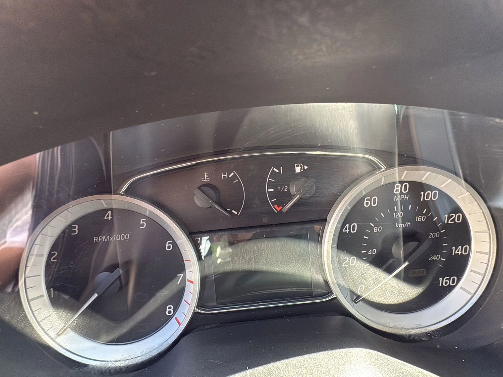 Used 2014 Nissan Sentra SR w/ SR Driver Package FWD image 19