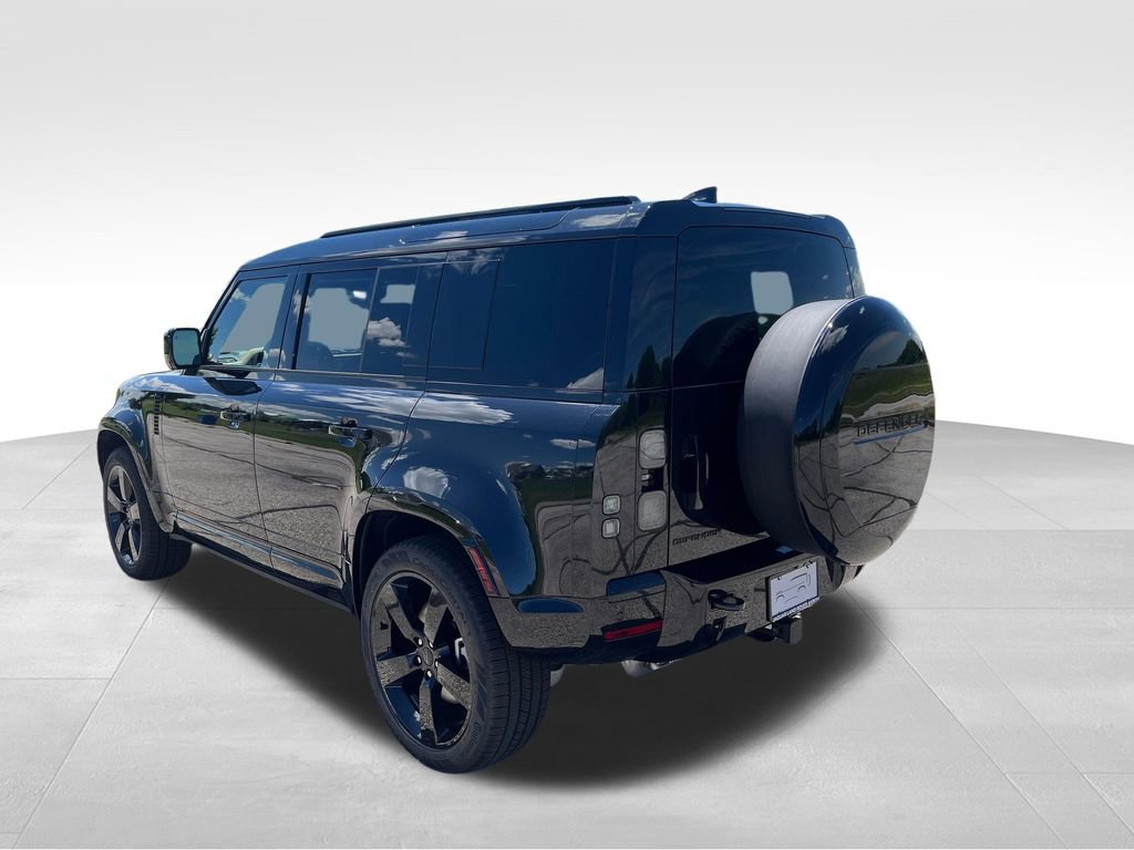 New 2026 Land Rover Defender 110 X-Dynamic SE AWD/4WD image 3