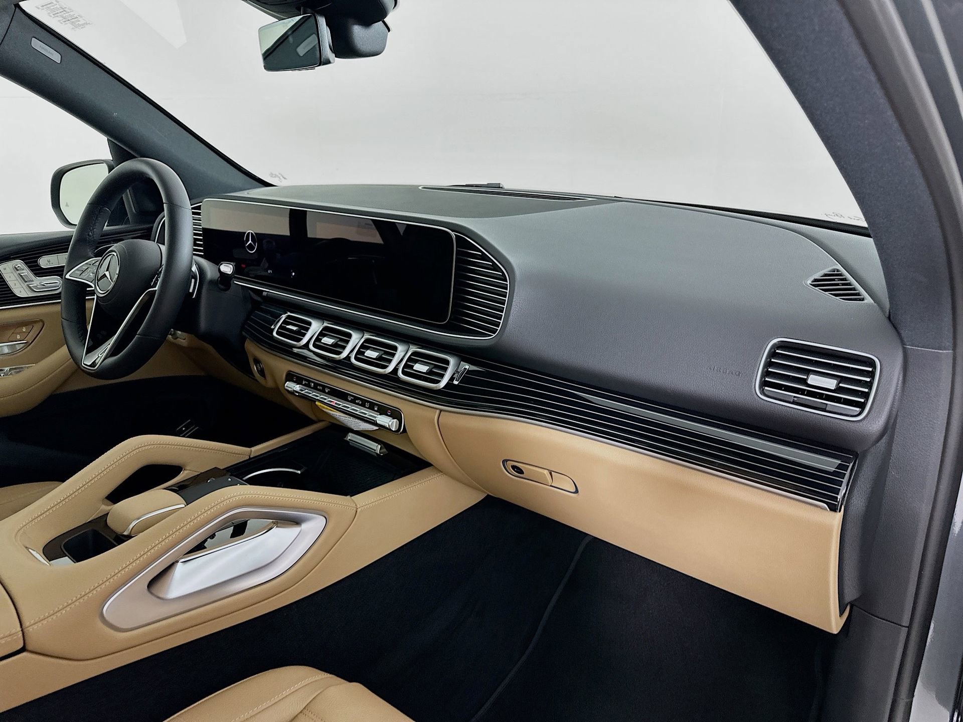 New 2026 Mercedes-Benz GLE 450e 4MATIC image 30