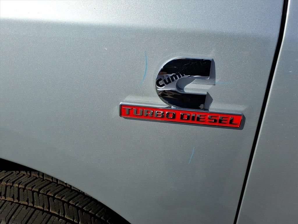 New 2026 RAM 2500 Tradesman w/ Chrome Appearance Group AWD/4WD image 8
