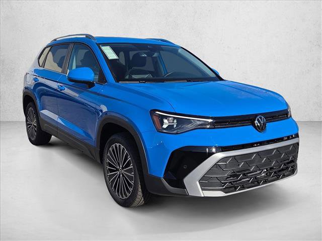 New 2026 Volkswagen Taos SE image 6
