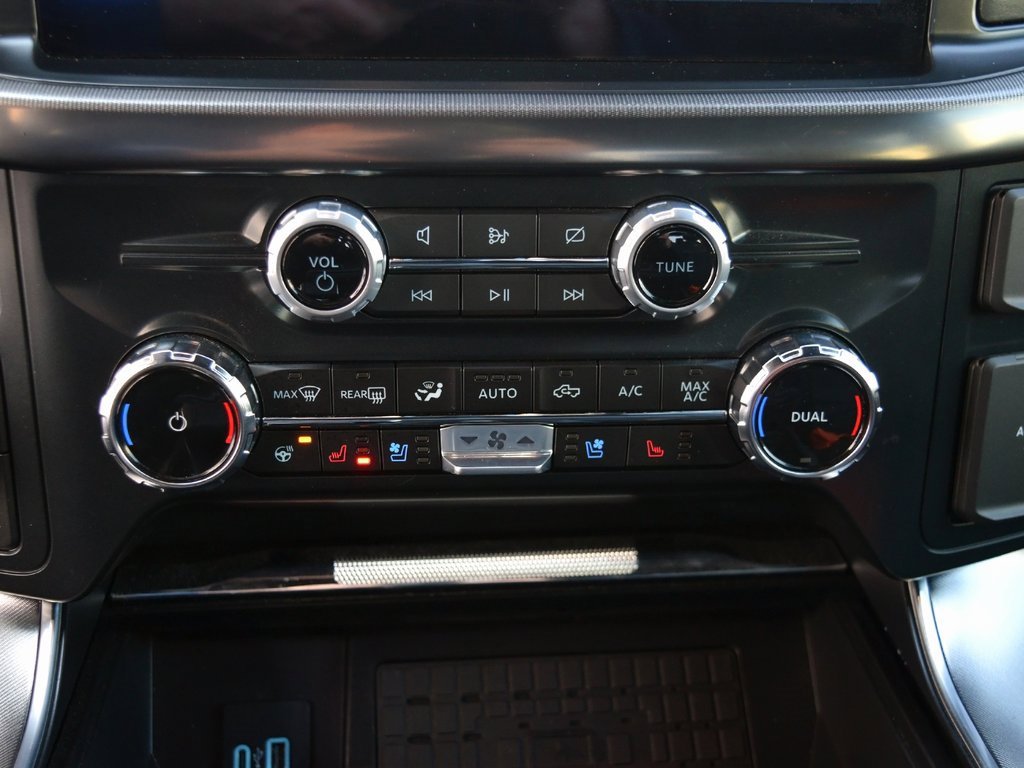 Used 2024 Ford F150 Platinum image 24