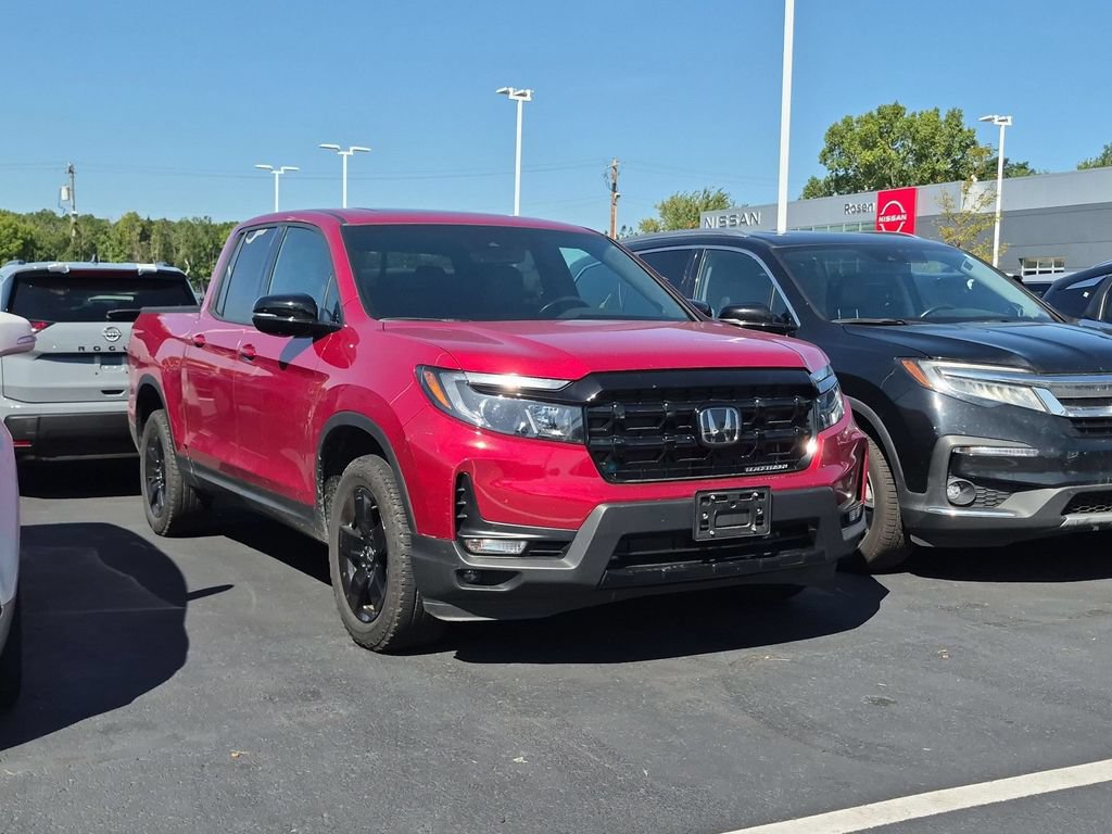 Used 2025 Honda Ridgeline Black Edition image 1