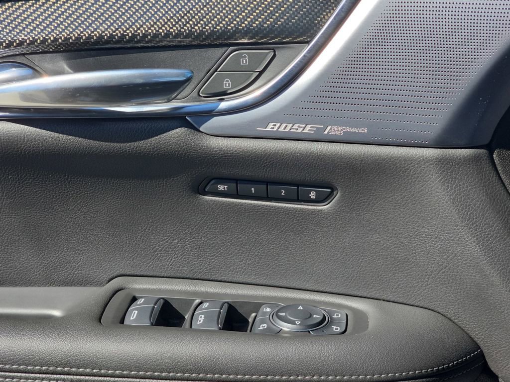 Used 2023 Cadillac XT6 Sport image 33