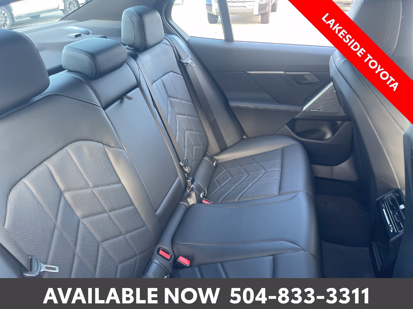 Used 2024 BMW 530i xDrive w/ Premium Package AWD/4WD image 20