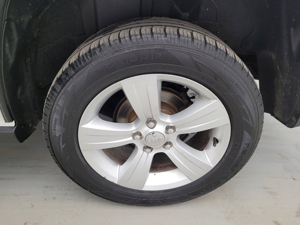 Used 2015 Jeep Patriot Limited w/ Sun/Sound Group image 31