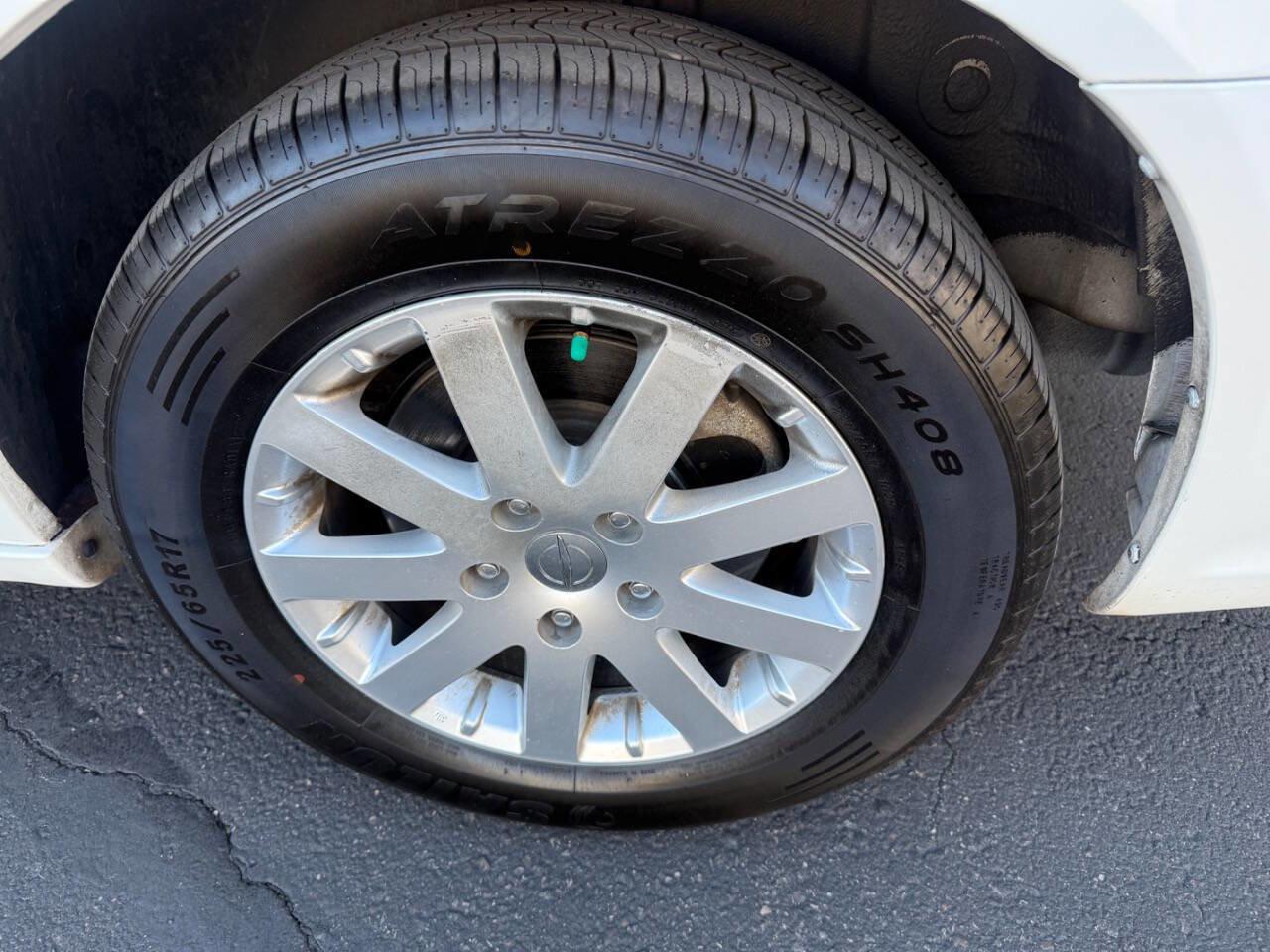 Used 2013 Chrysler Town & Country Touring image 5