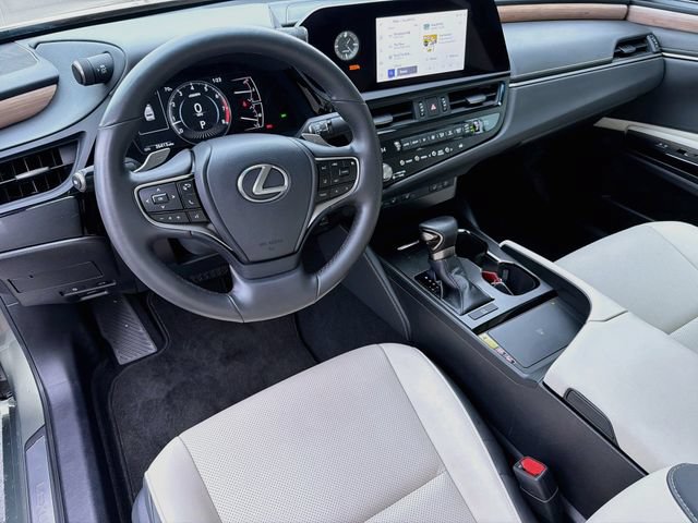 Certified 2023 Lexus ES 350 w/ Premium Package FWD image 9