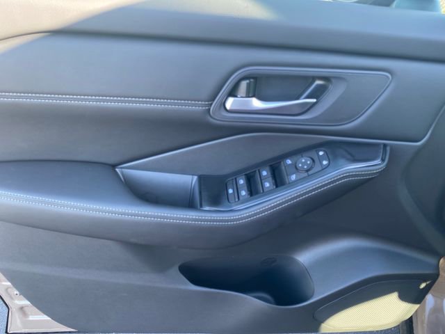 New 2026 Nissan Rogue SV FWD image 11