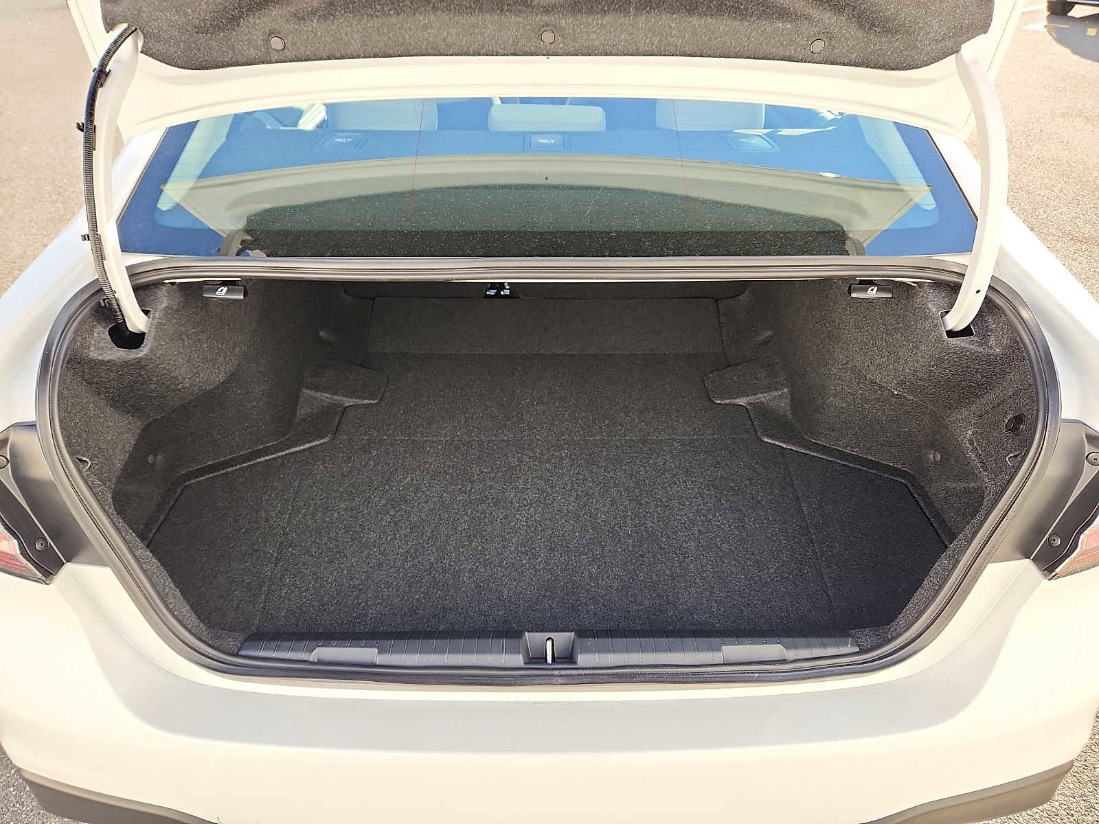 Certified 2025 Subaru Legacy Premium image 28