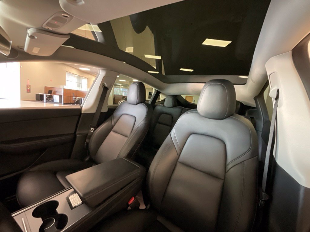 Used 2022 Tesla Model Y Long Range AWD/4WD image 10