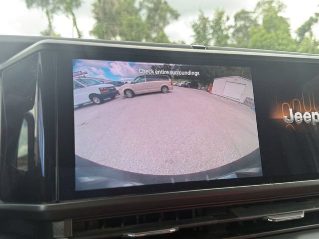 Used 2026 Jeep Wrangler Unlimited Sahara AWD/4WD image 39
