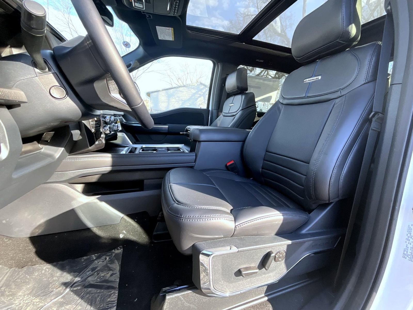 New 2026 Ford F250 Platinum image 11