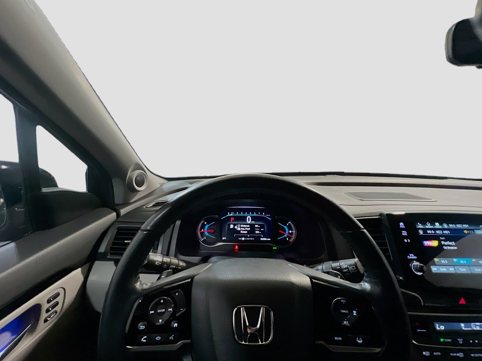 Used 2020 Honda Pilot Touring image 7