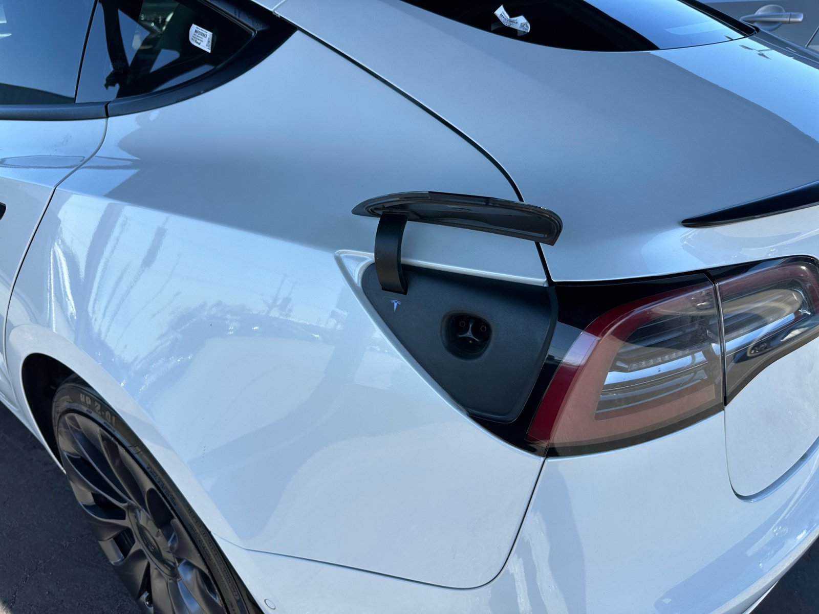 Used 2021 Tesla Model 3 Performance AWD/4WD image 25