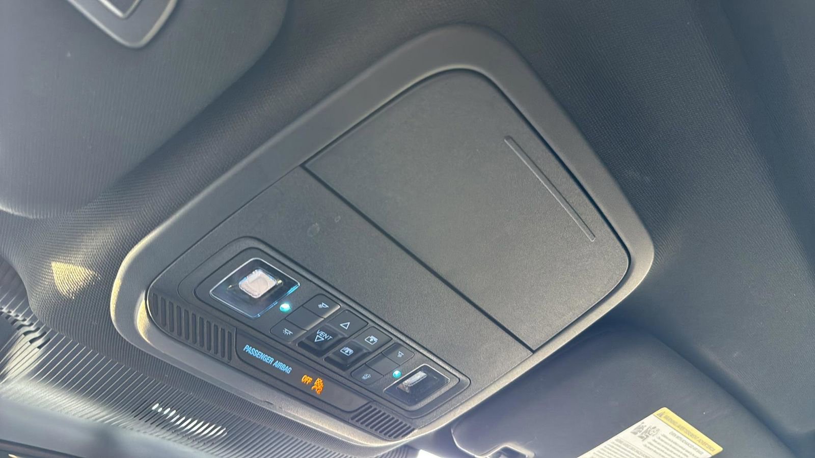 Certified 2025 Ford Explorer ST-Line w/ Premium Package image 23