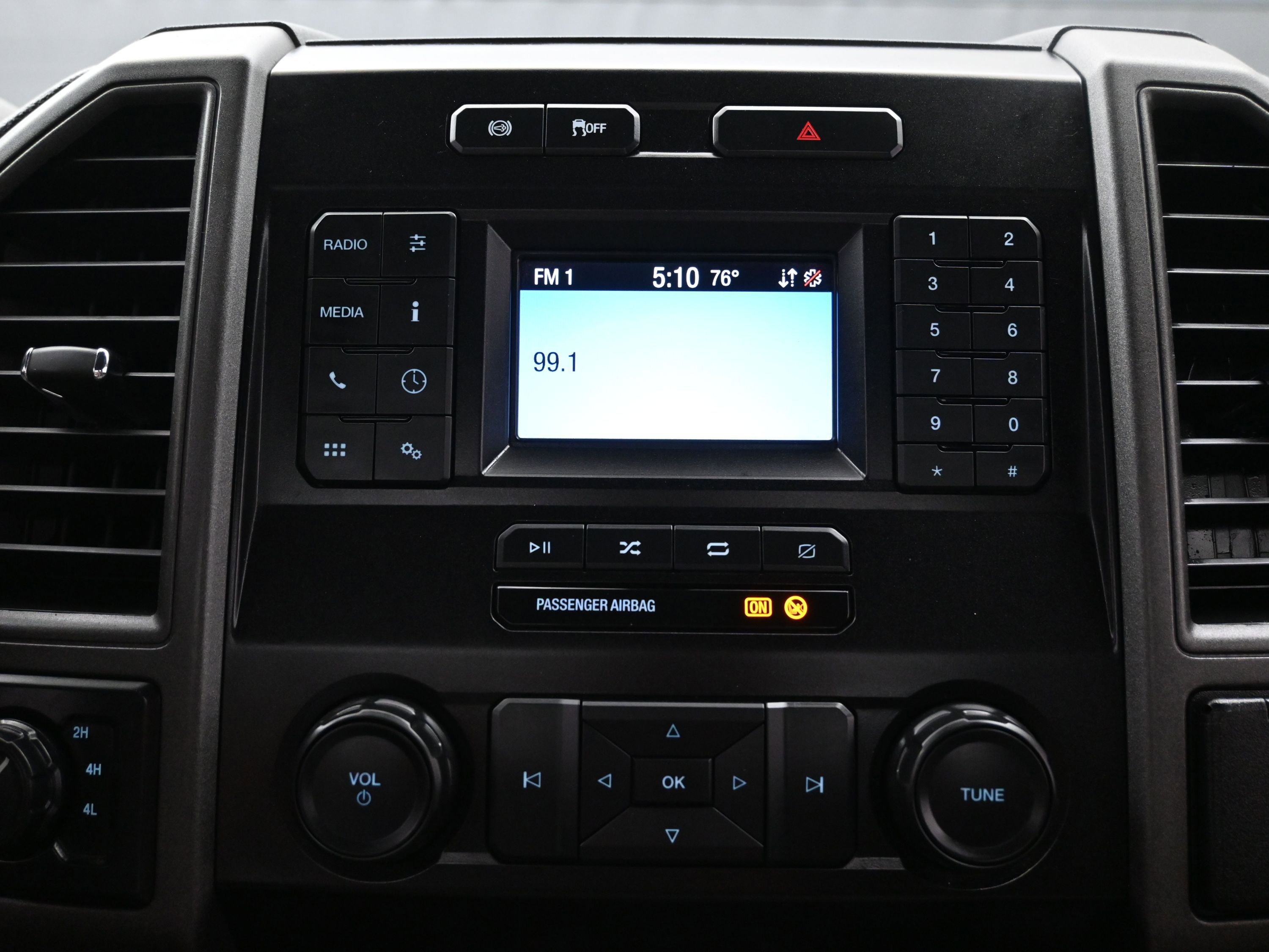 Used 2020 Ford F350 XL w/ STX Appearance Package AWD/4WD image 28