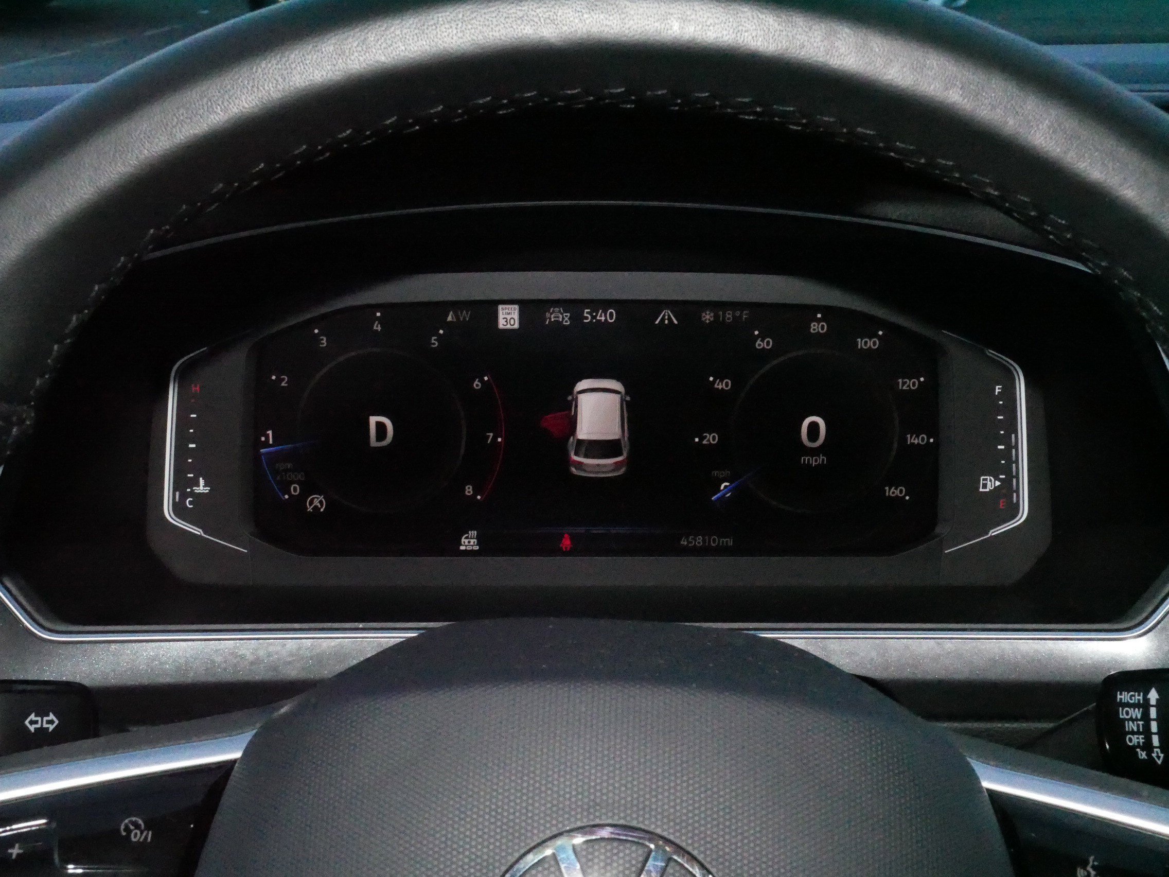 Certified 2022 Volkswagen Tiguan SEL R-Line image 21