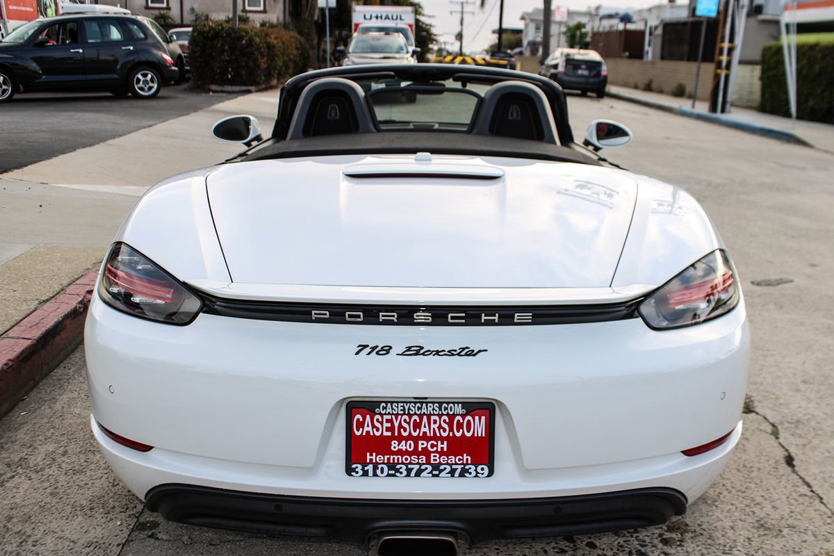 Used 2019 Porsche 718 Boxster RWD image 4