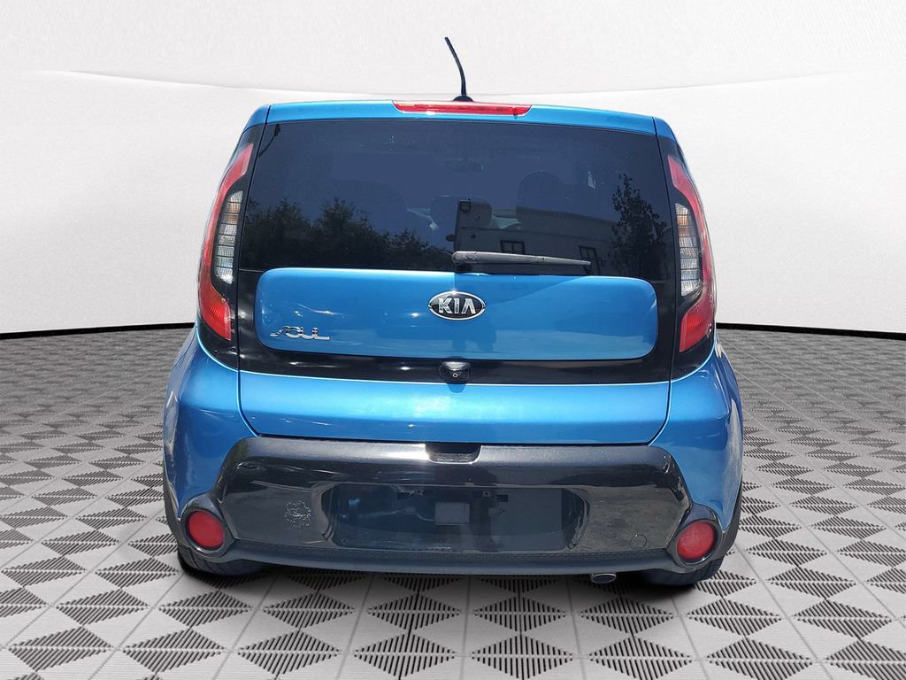 Used 2016 Kia Soul + w/ Designer's Package FWD image 4