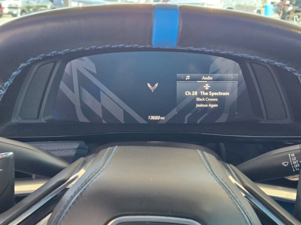 Used 2021 Chevrolet Corvette Stingray Premium Cpe w/ Z51 Performance Package RWD image 28