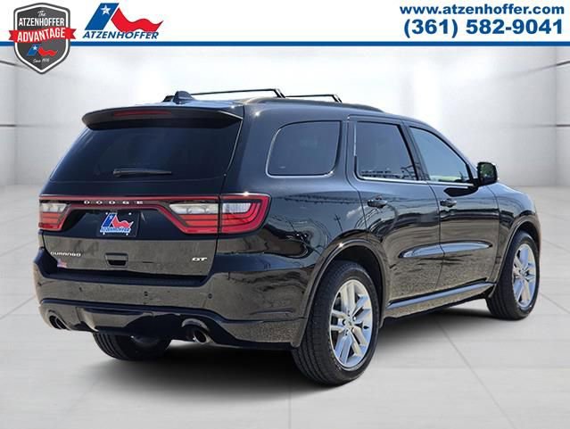 Used 2024 Dodge Durango GT RWD image 3