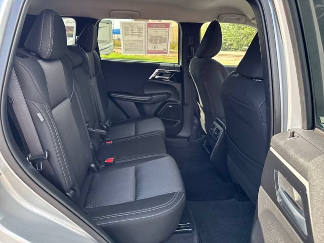 Used 2025 Mitsubishi Outlander ES AWD/4WD image 30