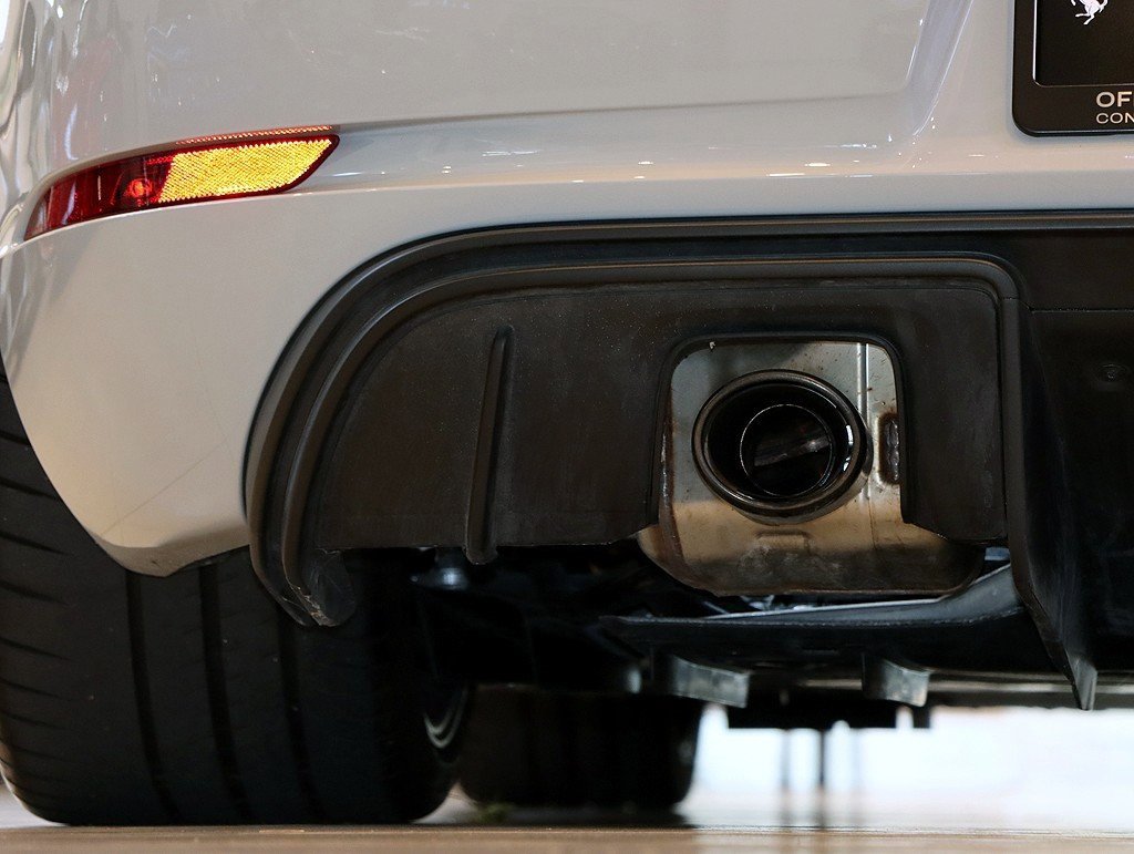 Used 2020 Porsche 718 Cayman GT4 image 30