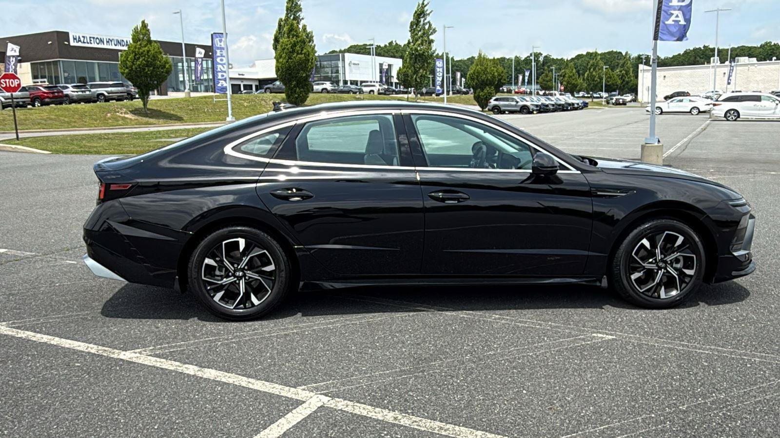 Certified 2024 Hyundai Sonata SEL AWD/4WD image 4