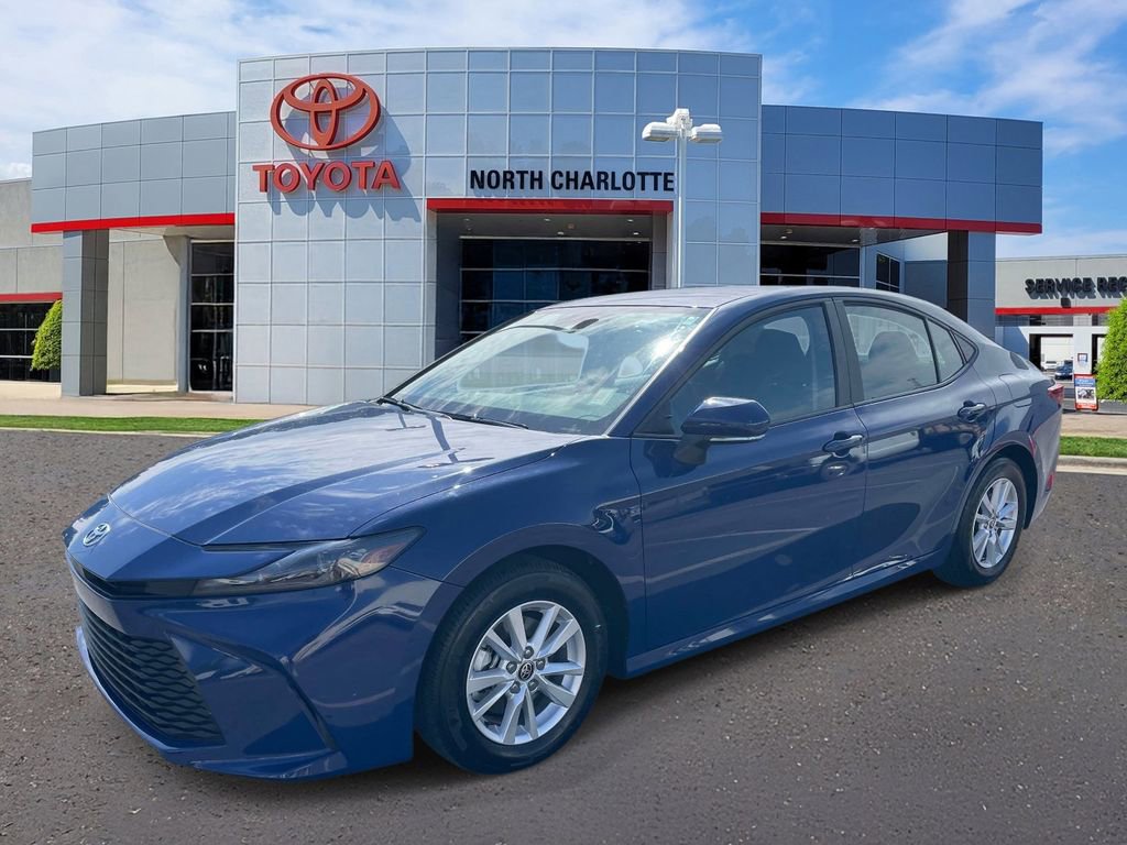 Used 2025 Toyota Camry LE w/ Convenience Package FWD image 6