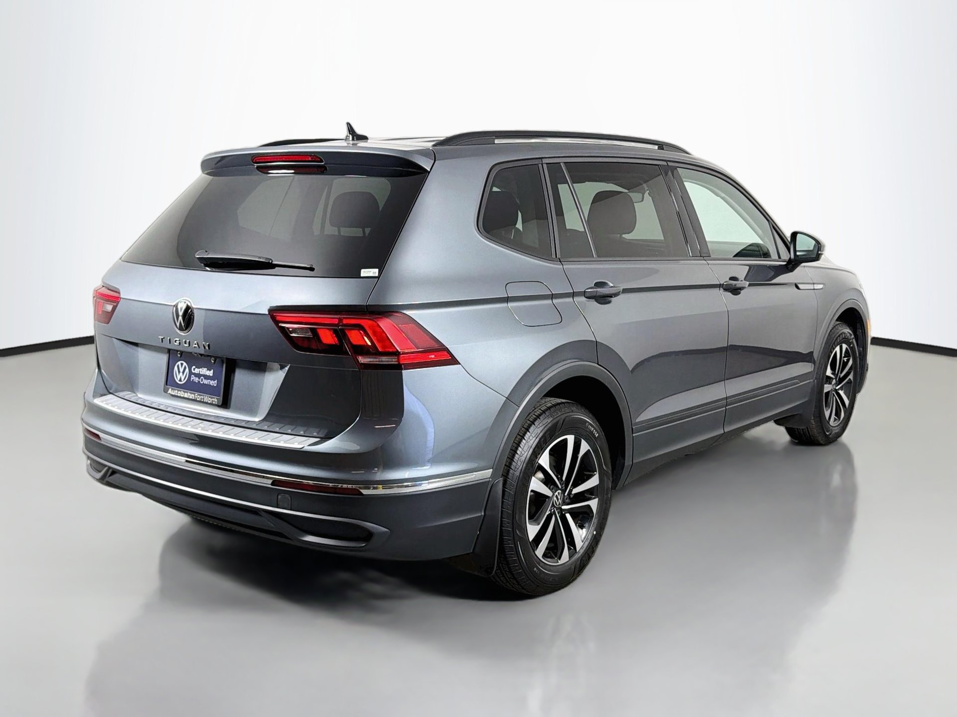 Certified 2023 Volkswagen Tiguan S FWD image 5