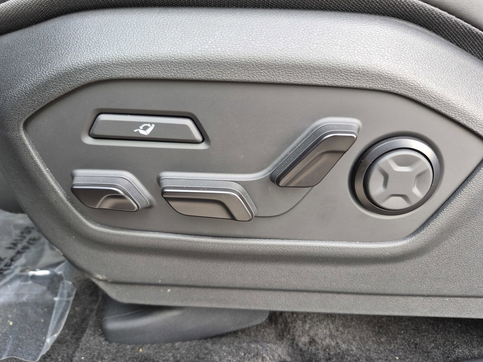 New 2026 Hyundai Santa Fe Calligraphy image 21