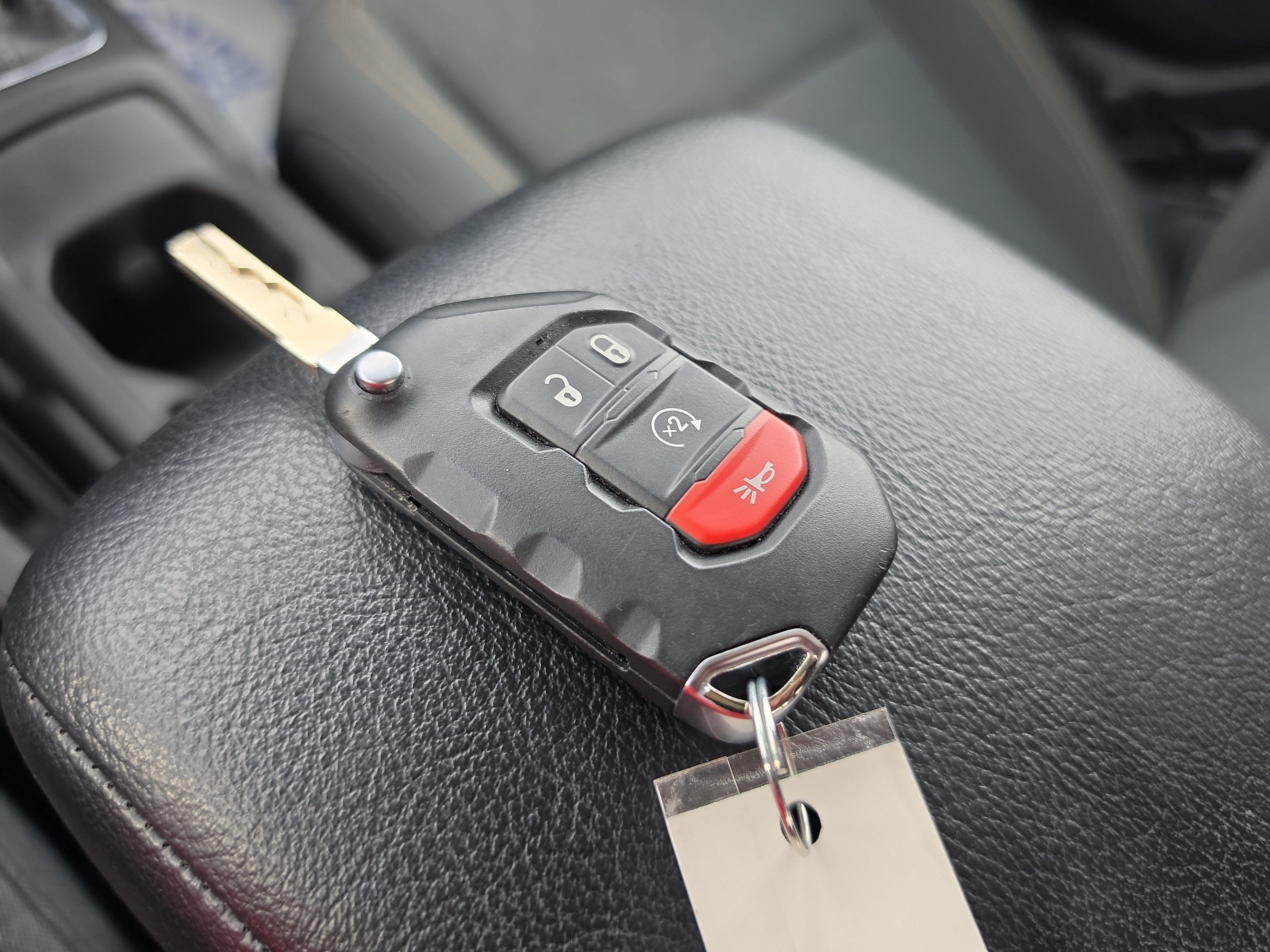 Used 2025 Jeep Gladiator Sport AWD/4WD image 36