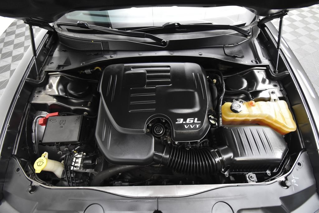 Used 2014 Dodge Charger SXT AWD/4WD image 21