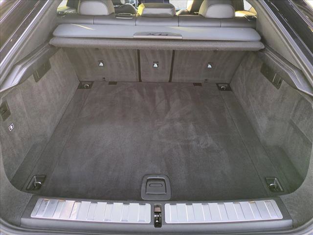 Certified 2025 BMW X6 xDrive40i w/ Premium Package image 6