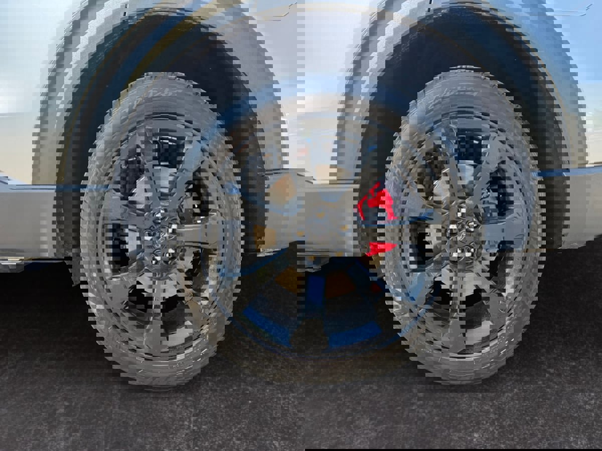 Used 2022 Ford Explorer ST w/ ST Street Pack image 9