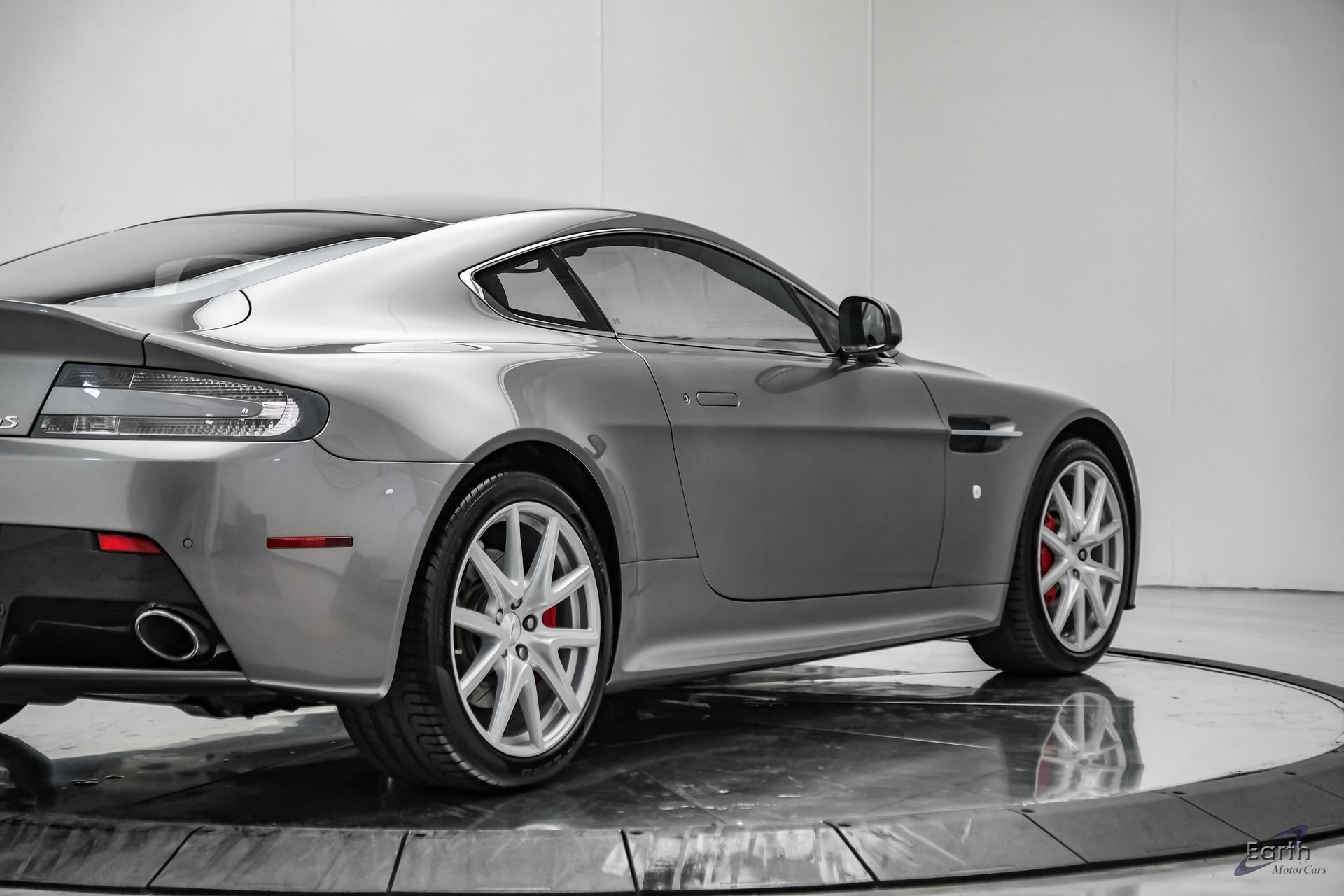 Used 2014 Aston Martin V8 Vantage S RWD image 23