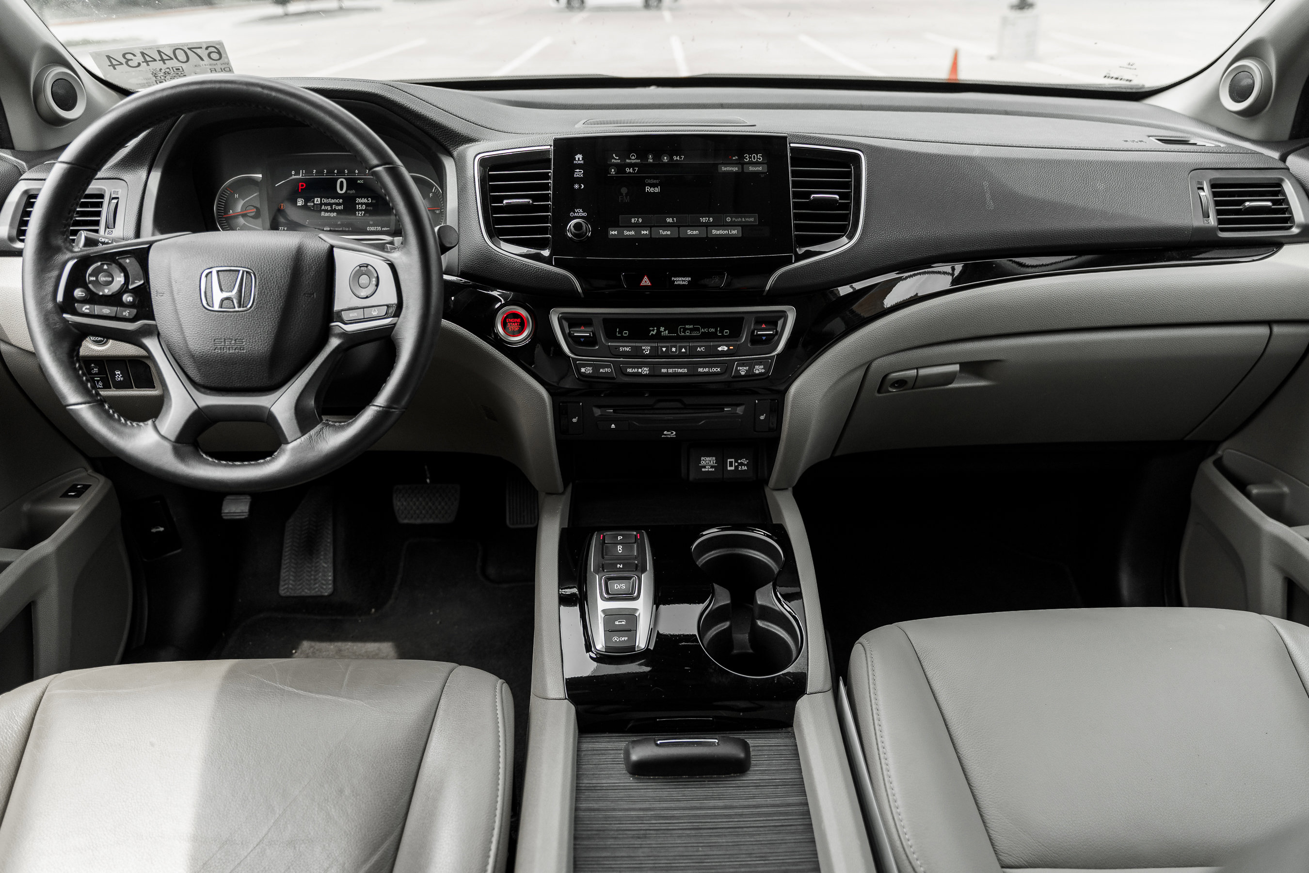 Used 2022 Honda Pilot Touring image 6