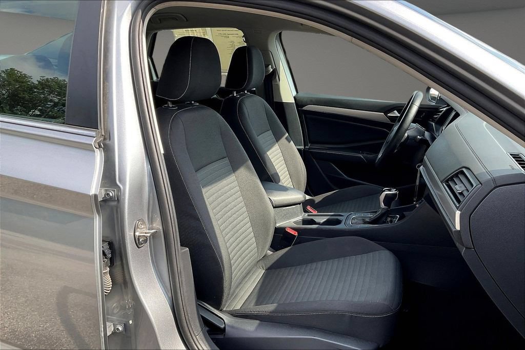 Used 2024 Volkswagen Jetta S FWD image 31