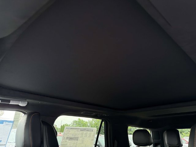 New 2026 Lincoln Navigator Black Label AWD/4WD image 25