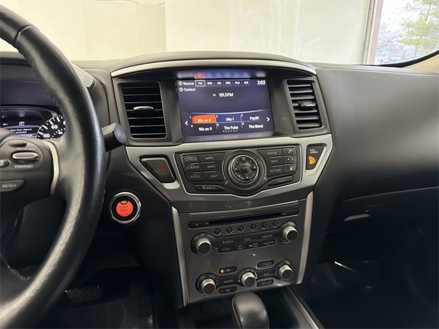 Used 2019 Nissan Pathfinder SL image 27